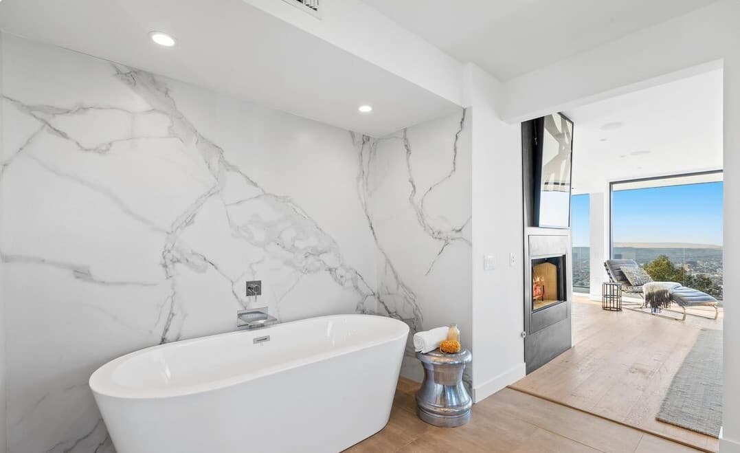 Franklin Ave photo 8