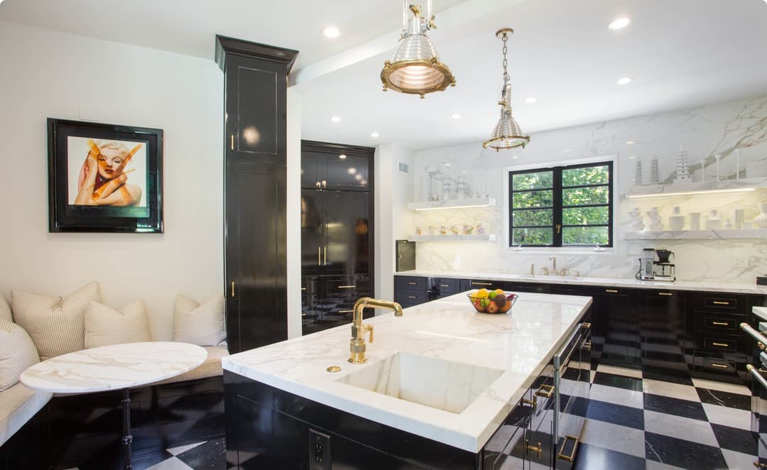 Sunset Plaza Drive photo 9